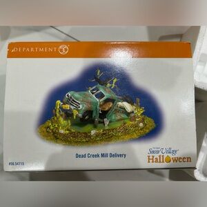 ✨•Department 56 Halloween Dead Creek Mill Car Decoration•✨